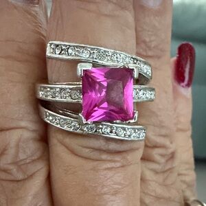 Elegant Silver and Pink Gemstone Ring Faux